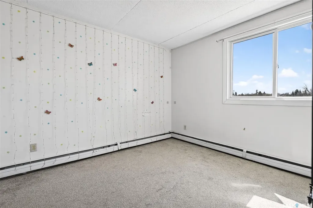 550 Laurier Street Moose Jaw SK S6H 6X6