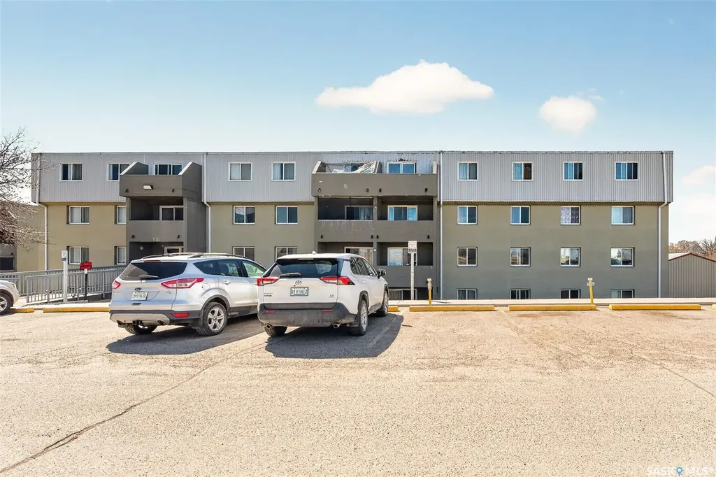 550 Laurier Street Moose Jaw SK S6H 6X6