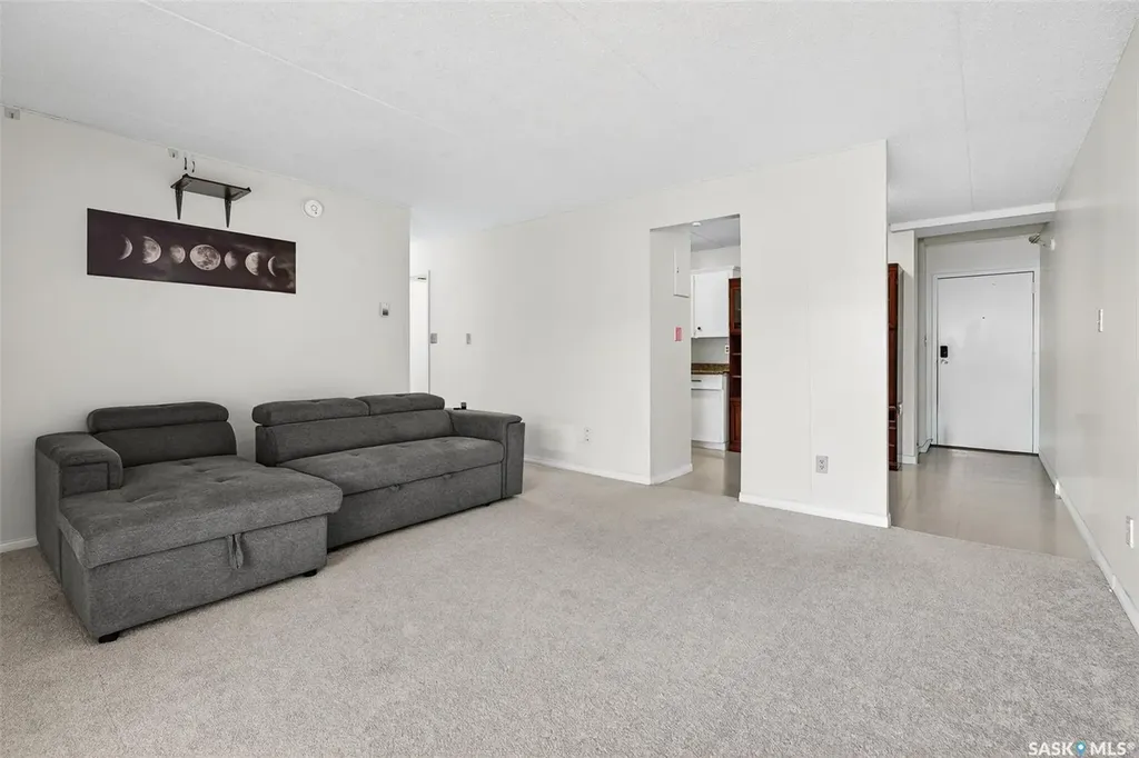 550 Laurier Street Moose Jaw SK S6H 6X6