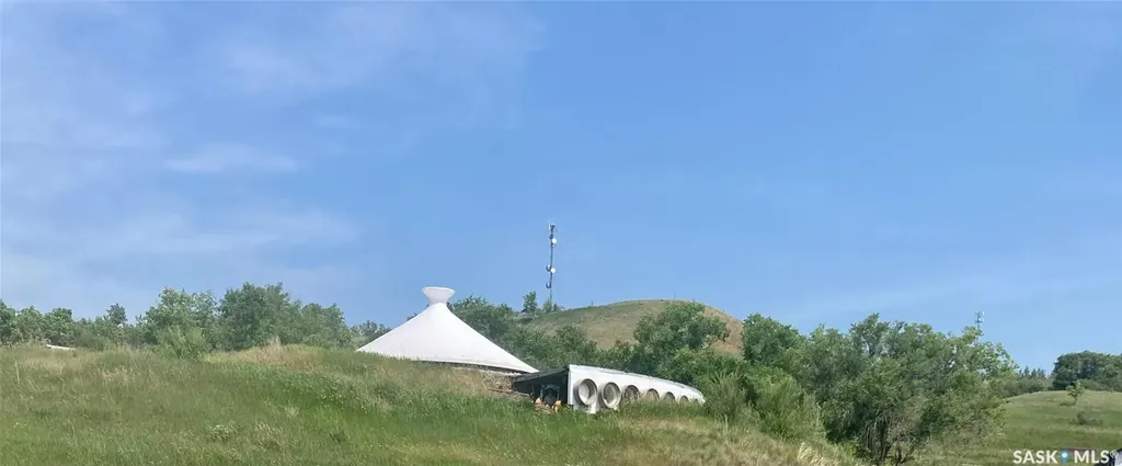 80 8th Avenue Lumsden SK S0G 3C0