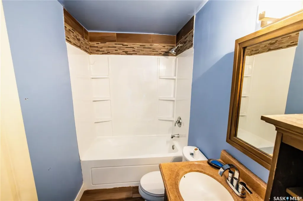 1021 Caribou Street W Moose Jaw SK S6H 2L6