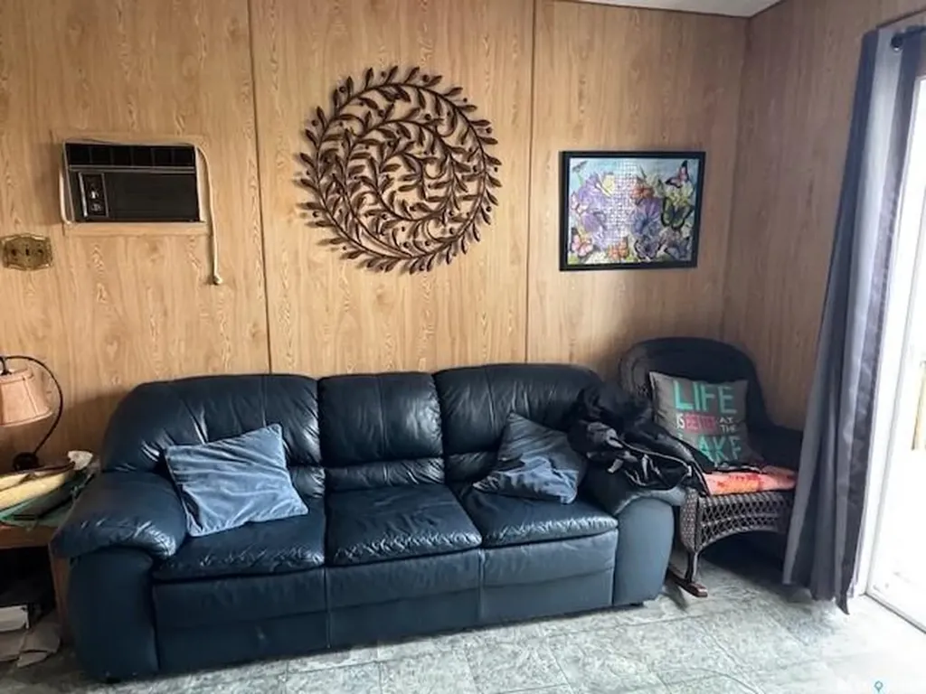 692 Aqualane Avenue Aquadeo SK S0M 1E0
