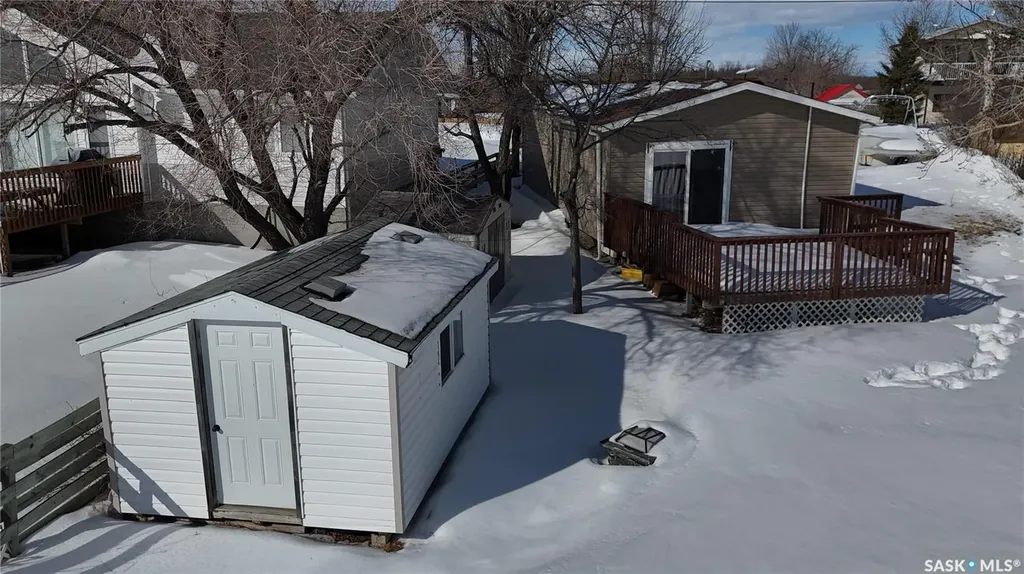 692 Aqualane Avenue Aquadeo SK S0M 1E0