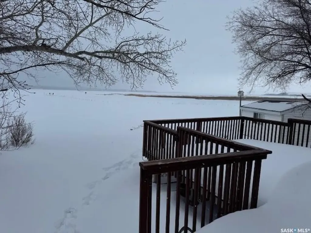 692 Aqualane Avenue Aquadeo SK S0M 1E0