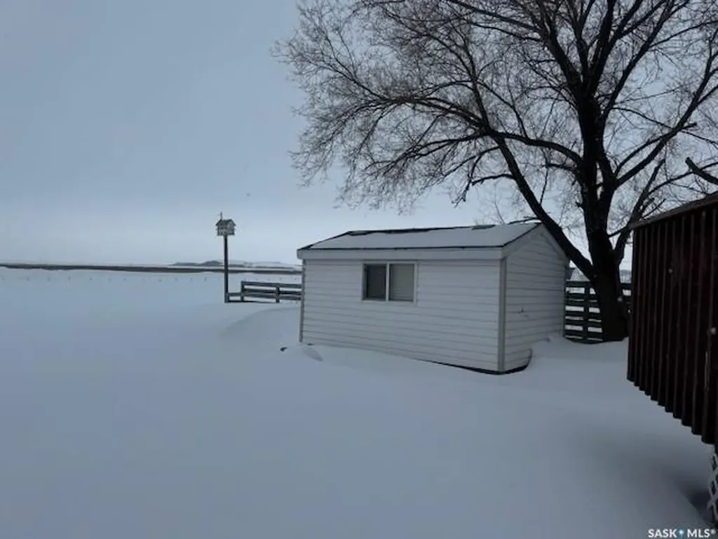 692 Aqualane Avenue Aquadeo SK S0M 1E0