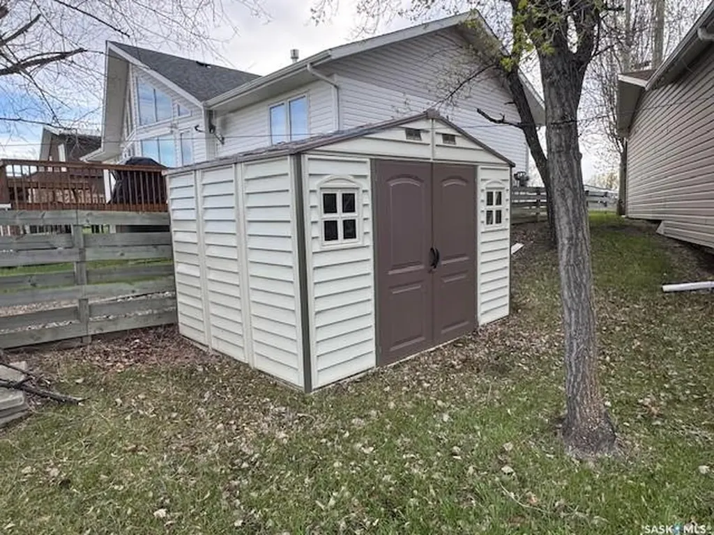 692 Aqualane Avenue Aquadeo SK S0M 1E0