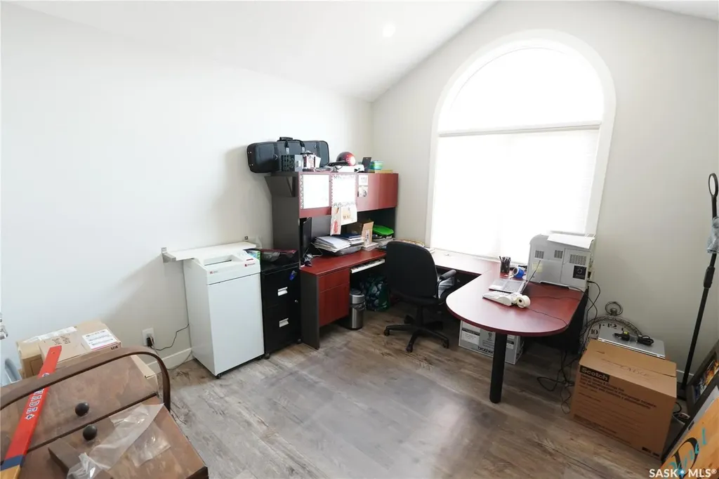 44 Crescent Drive Avonlea SK S0H 0C0