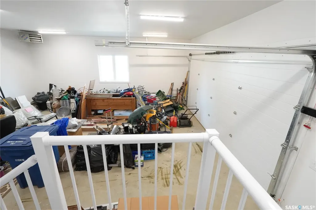 44 Crescent Drive Avonlea SK S0H 0C0