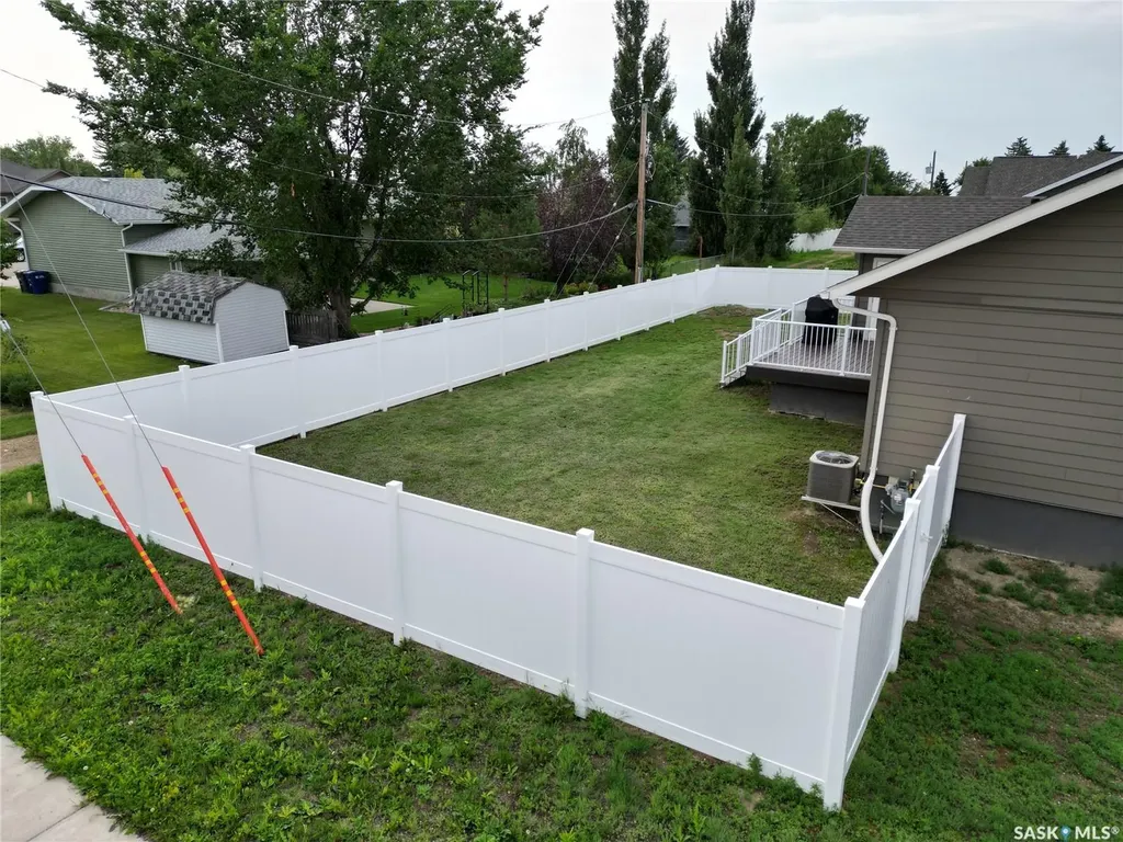 44 Crescent Drive Avonlea SK S0H 0C0