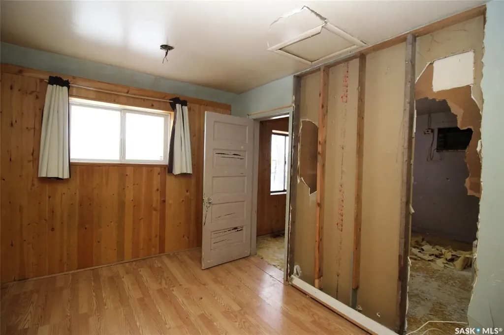 587 3rd Street W Shaunavon SK S0N 2M0