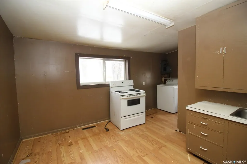 587 3rd Street W Shaunavon SK S0N 2M0
