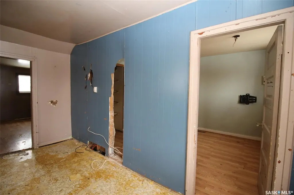 587 3rd Street W Shaunavon SK S0N 2M0