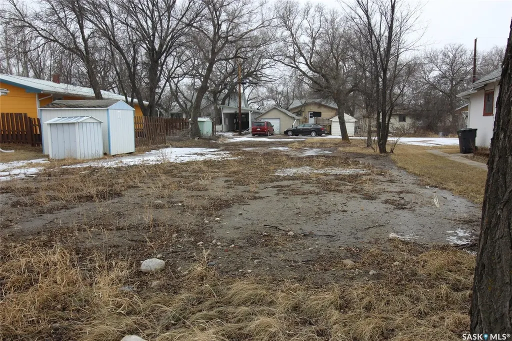 423 1st Street W Shaunavon SK S0N 2M0