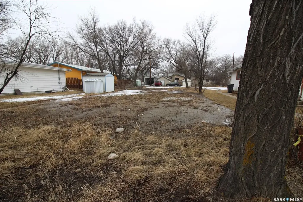 423 1st Street W Shaunavon SK S0N 2M0