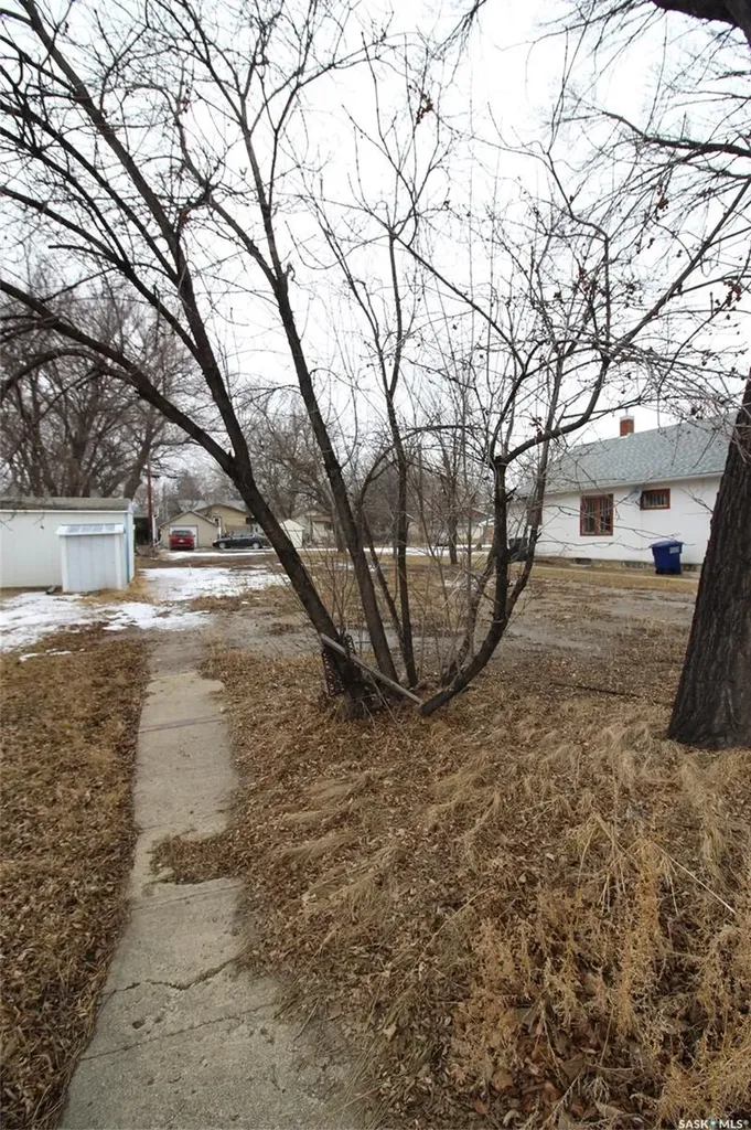 423 1st Street W Shaunavon SK S0N 2M0