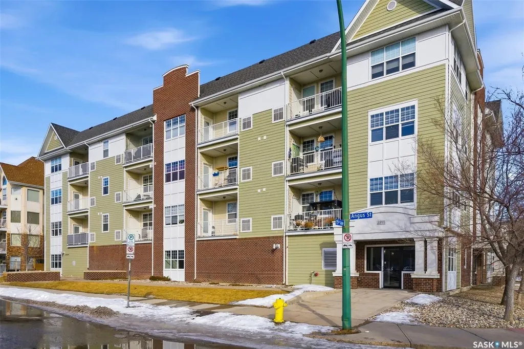 2255 Angus Street Regina SK S4T 2A3