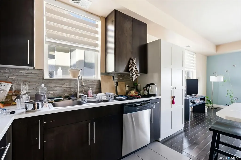 2255 Angus Street Regina SK S4T 2A3