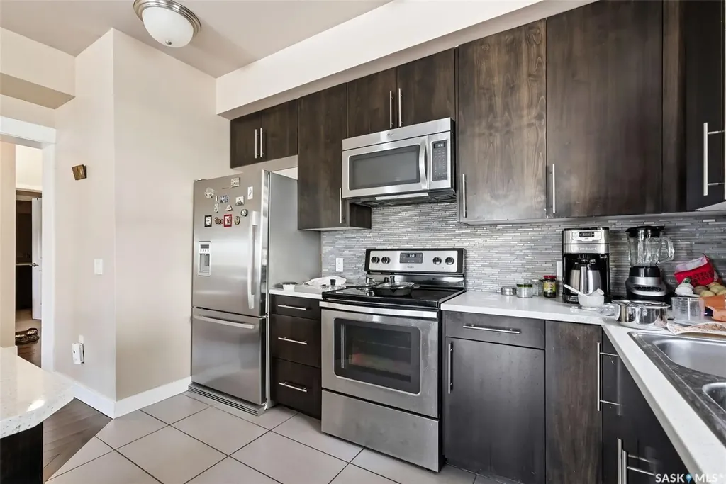 2255 Angus Street Regina SK S4T 2A3