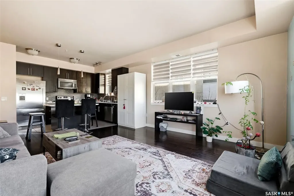 2255 Angus Street Regina SK S4T 2A3