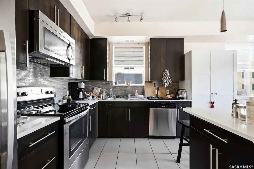 2255 Angus Street Regina SK S4T 2A3