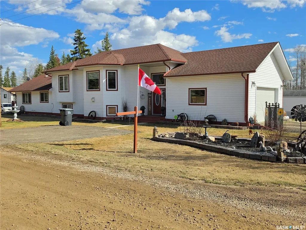 30 St Boniface Avenue Goodsoil SK S0M 1A0