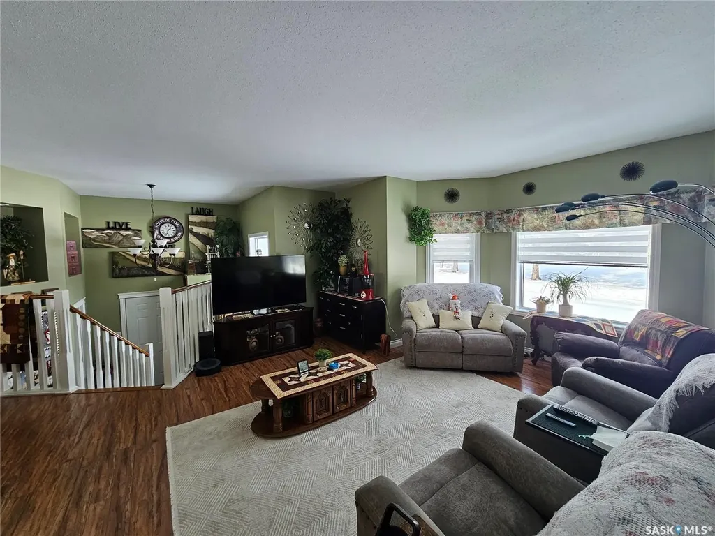 30 Street Boniface Avenue Goodsoil SK S0M 1A0