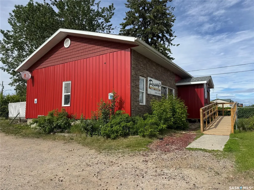 516 La Ronge Avenue La Ronge SK S0J 1L0