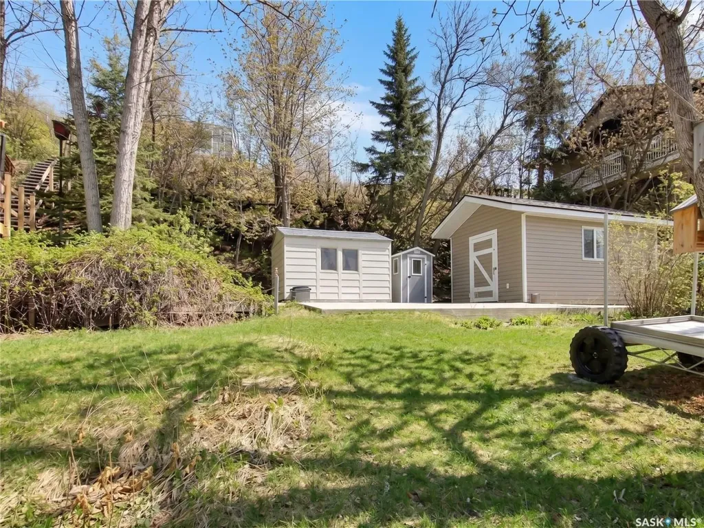 208-210 Criddle Avenue Crooked Lake SK S0G 1E0