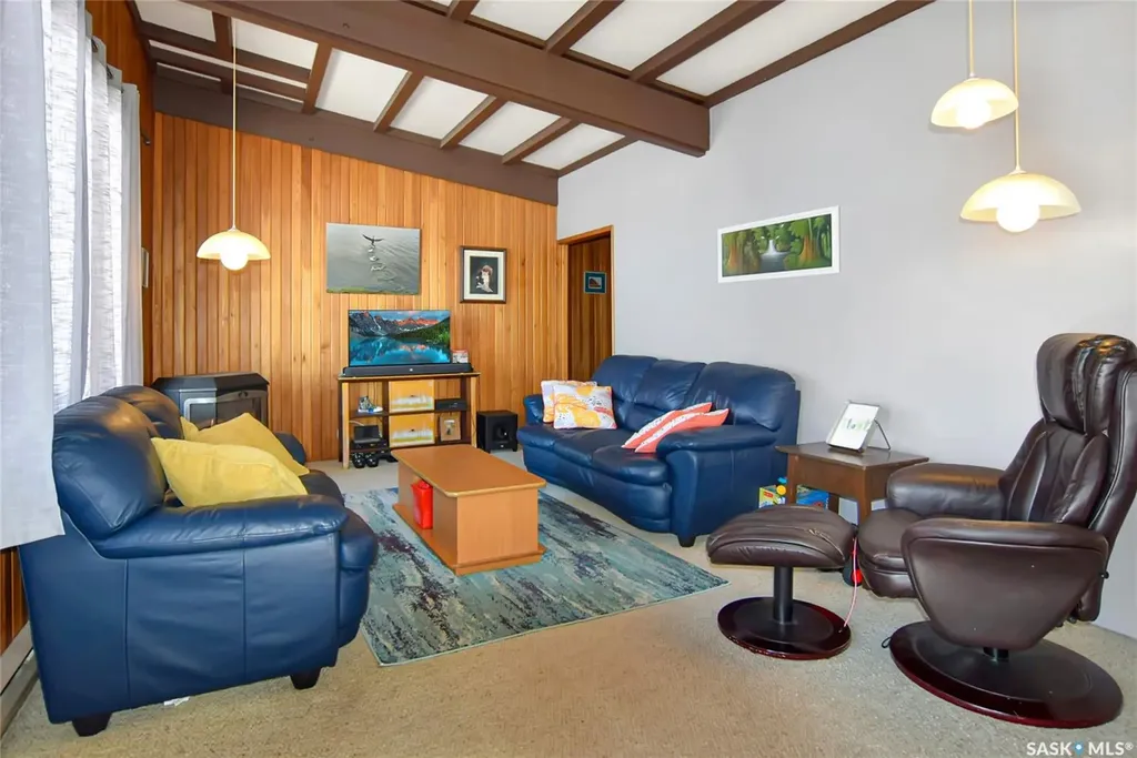 208-210 Criddle Avenue Crooked Lake SK S0G 1E0