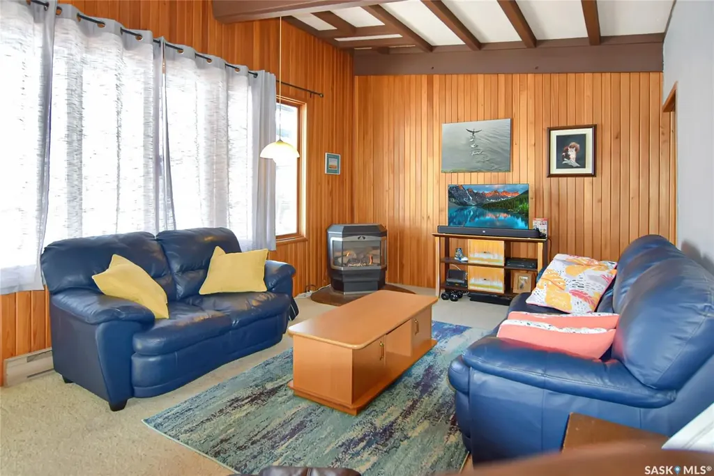 208-210 Criddle Avenue Crooked Lake SK S0G 1E0