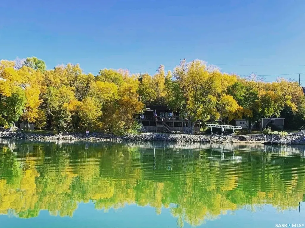 208-210 Criddle Avenue Crooked Lake SK S0G 1E0