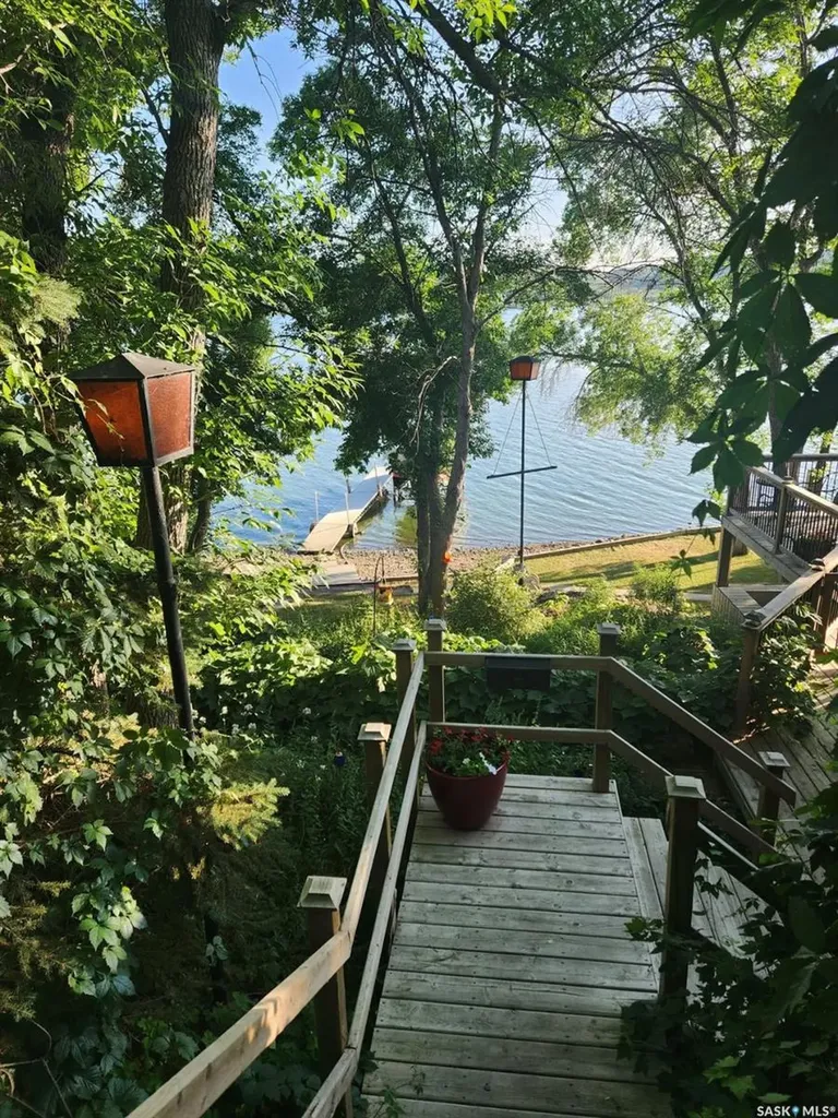208-210 Criddle Avenue Crooked Lake SK S0G 1E0