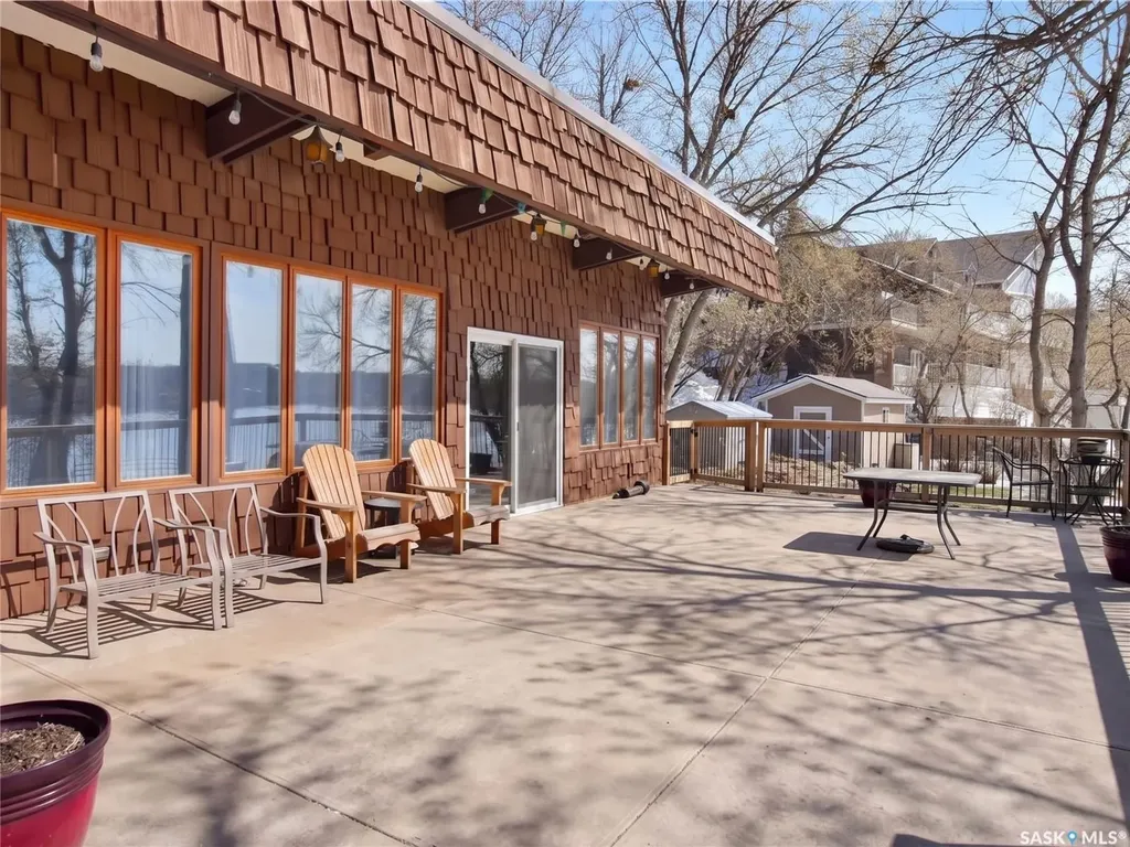 208-210 Criddle Avenue Crooked Lake SK S0G 1E0
