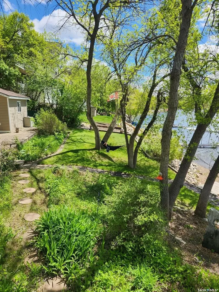 208-210 Criddle Avenue Crooked Lake SK S0G 1E0