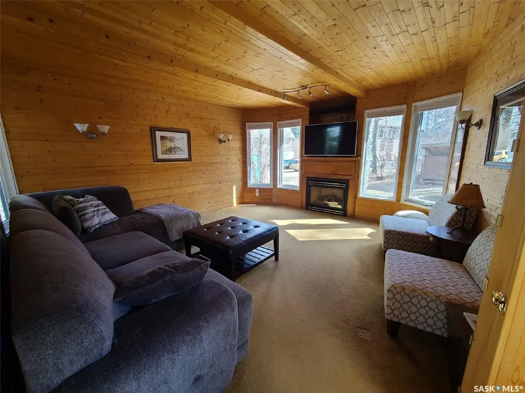 2424 Spruce Crescent Turtle View SK S0M 1J0
