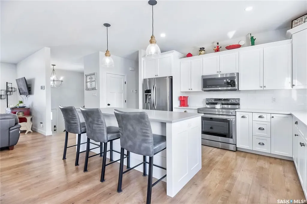 3040 Lakeview Drive Prince Albert SK S6W 0A4