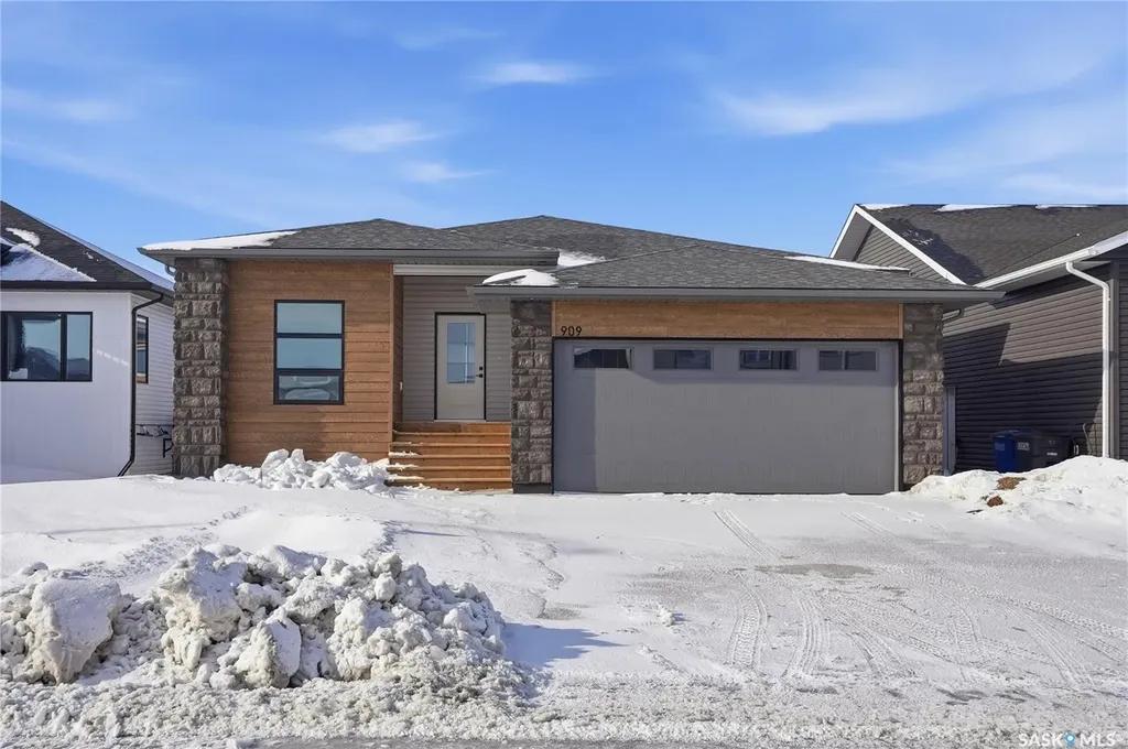 909 Aspen Street Humboldt SK S0K 2A0