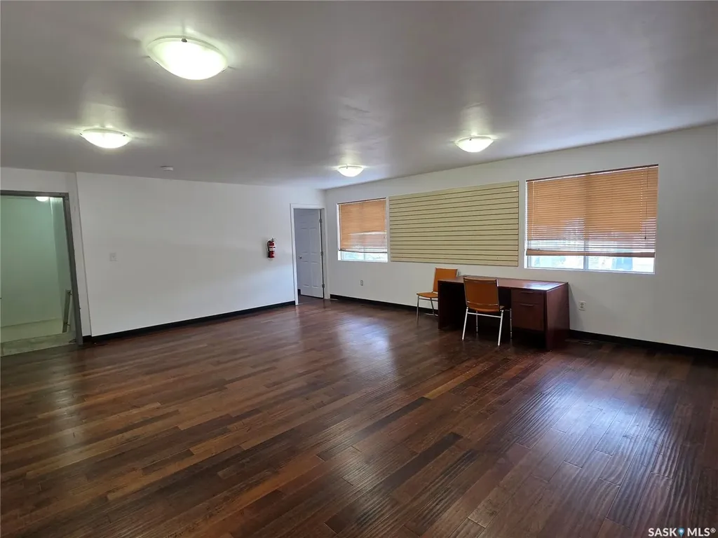 1932 St George Avenue Saskatoon SK S7M 0K5