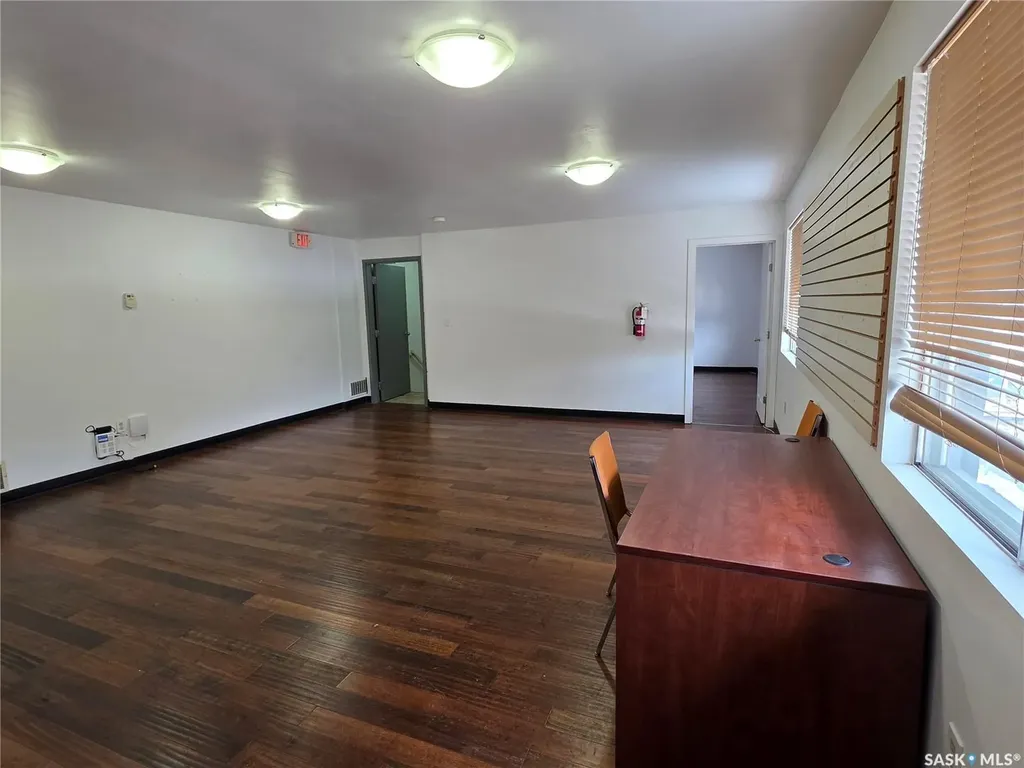 1932 St George Avenue Saskatoon SK S7M 0K5