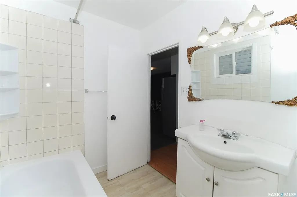 425 Montreal Street Regina SK S4R 1L4
