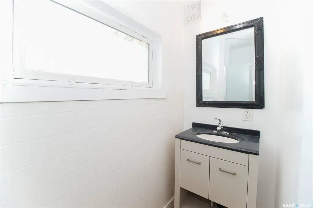 425 Montreal Street Regina SK S4R 1L4