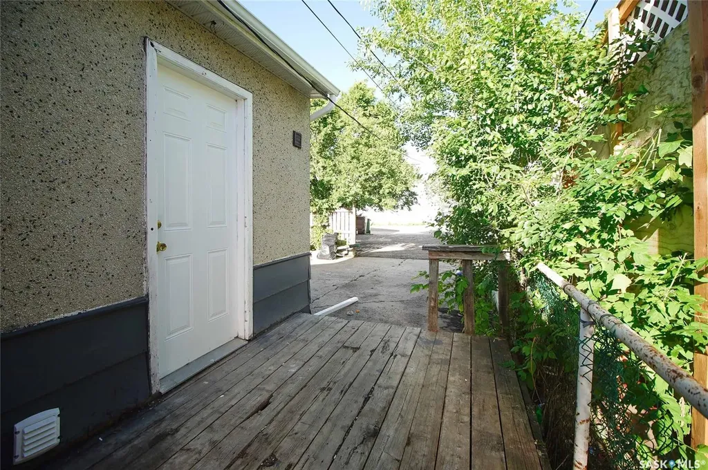 425 Montreal Street Regina SK S4R 1L4