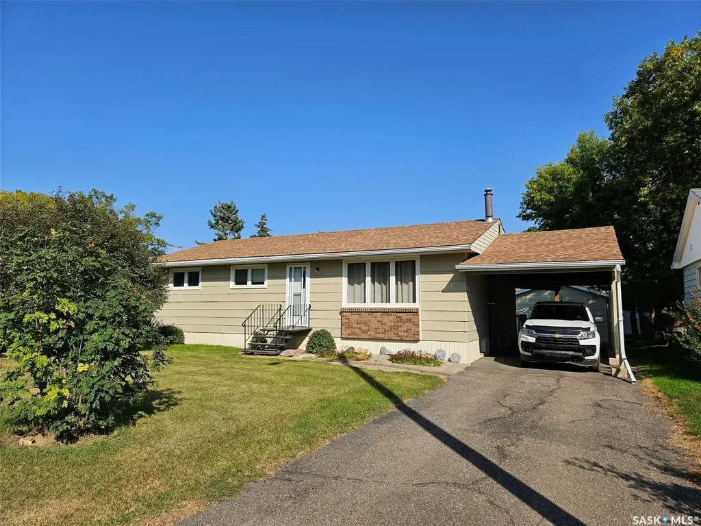 311 6th Street W Carlyle SK S0C 0R0