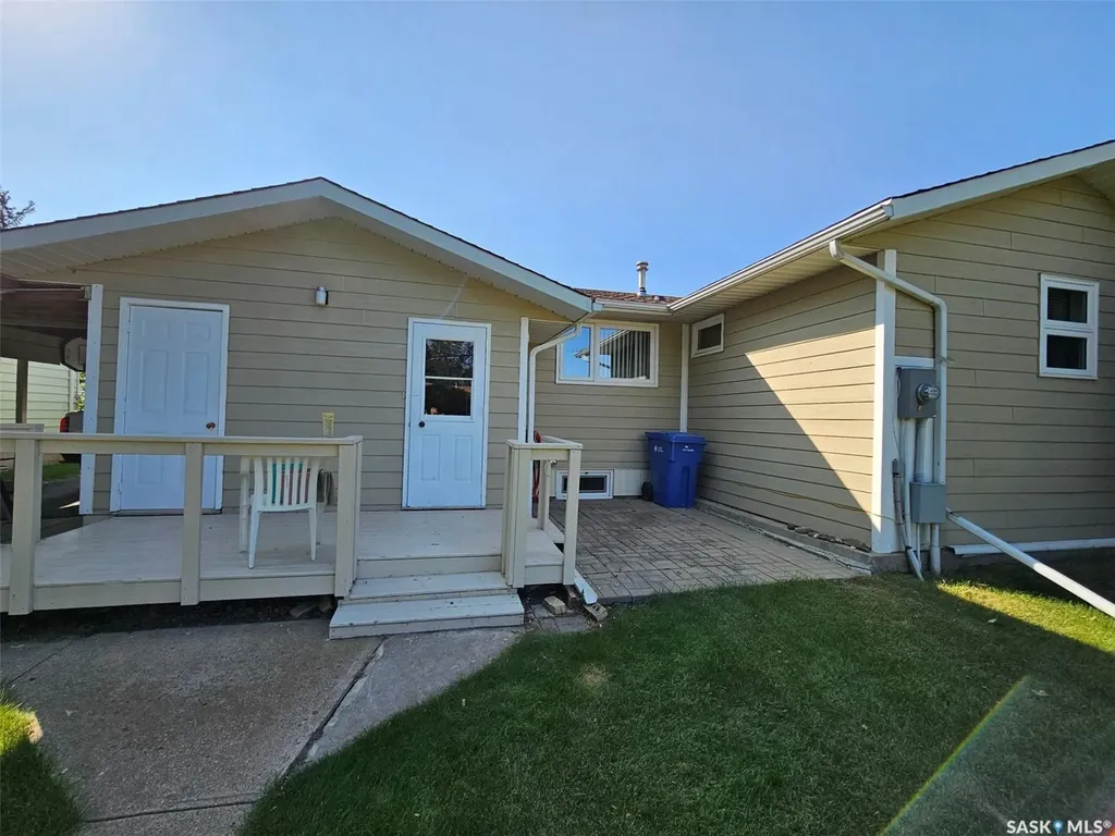 311 6th Street W Carlyle SK S0C 0R0