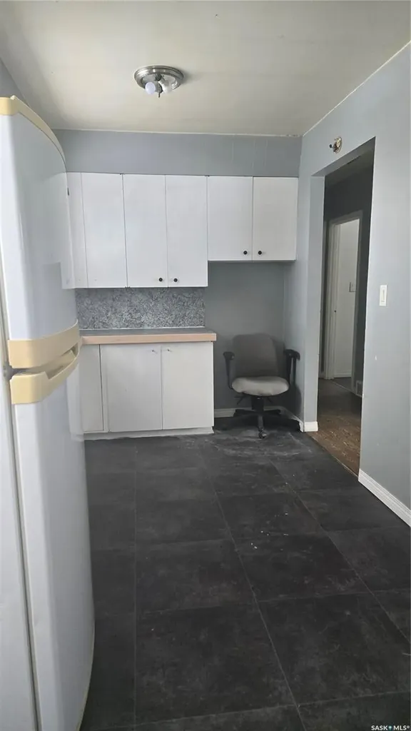 713 Prospect Avenue Oxbow SK S0C 2B0