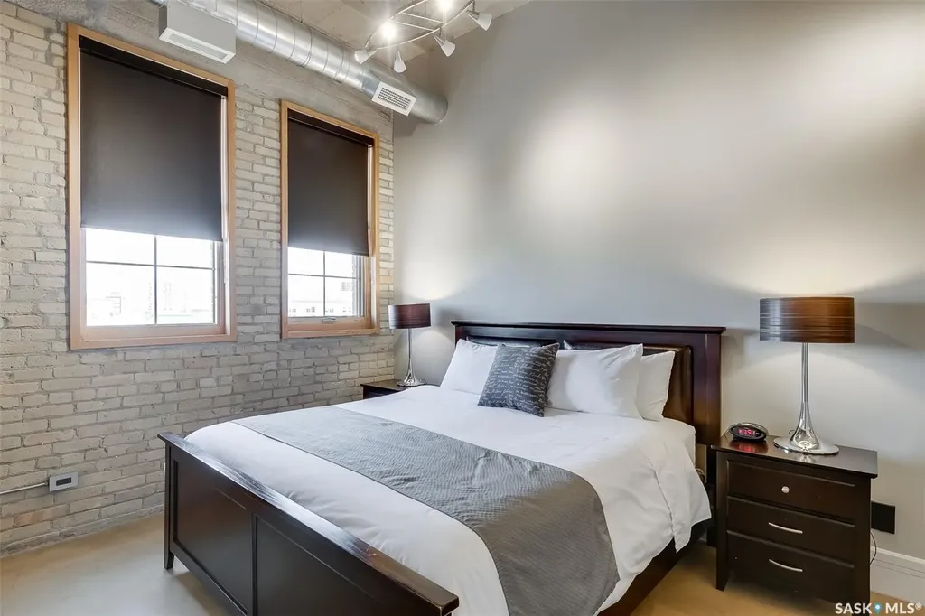 73 24th Street E Saskatoon SK S7K 1N9