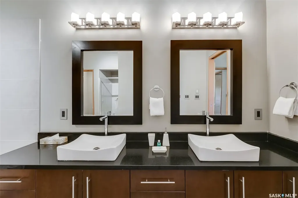 73 24th Street E Saskatoon SK S7K 1N9