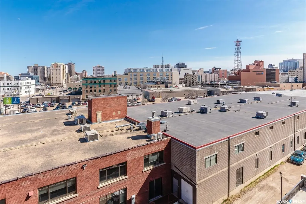 73 24th Street E Saskatoon SK S7K 1N9