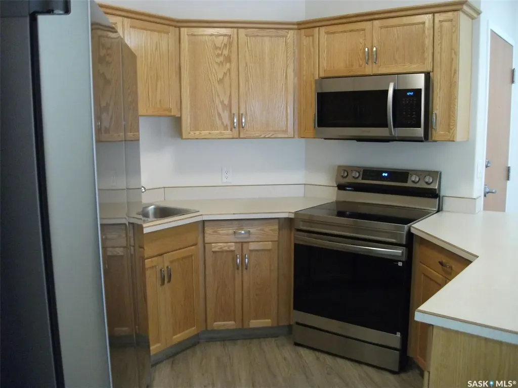 1914 Hamilton Street Regina SK S4P 3N6