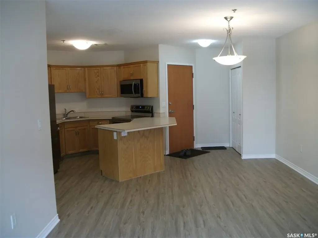 1914 Hamilton Street Regina SK S4P 3N6